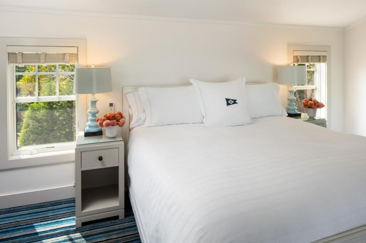 Baron's Cove Hotel